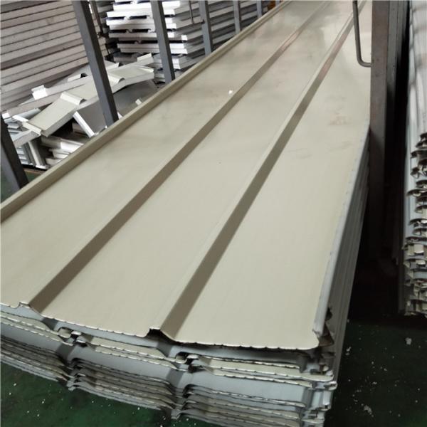 0.6mm ivory white 1050mm corrugated roof sheets for poultry house
