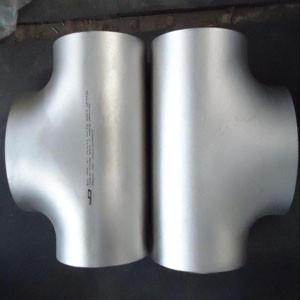 Seamless stainless steel tee