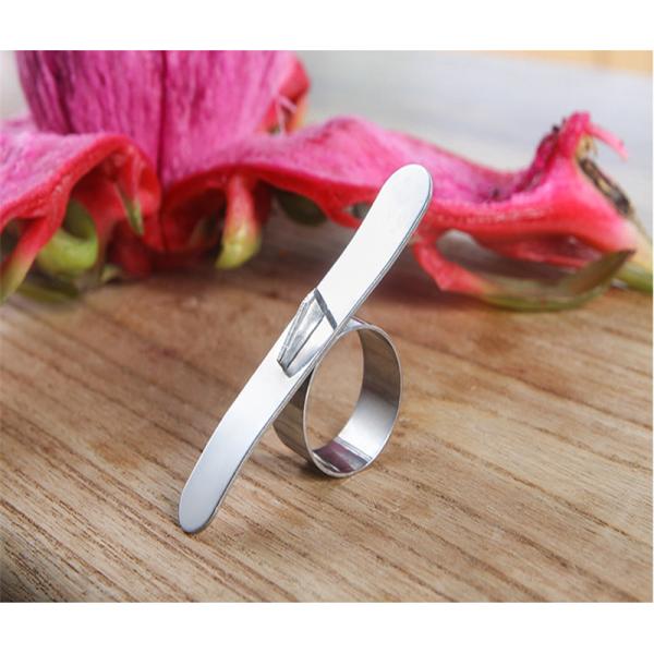 Kitchen Gadgets Mini Fruit Peeler Machine with Product Size 7.5*1.1*2.5cm and About 13g