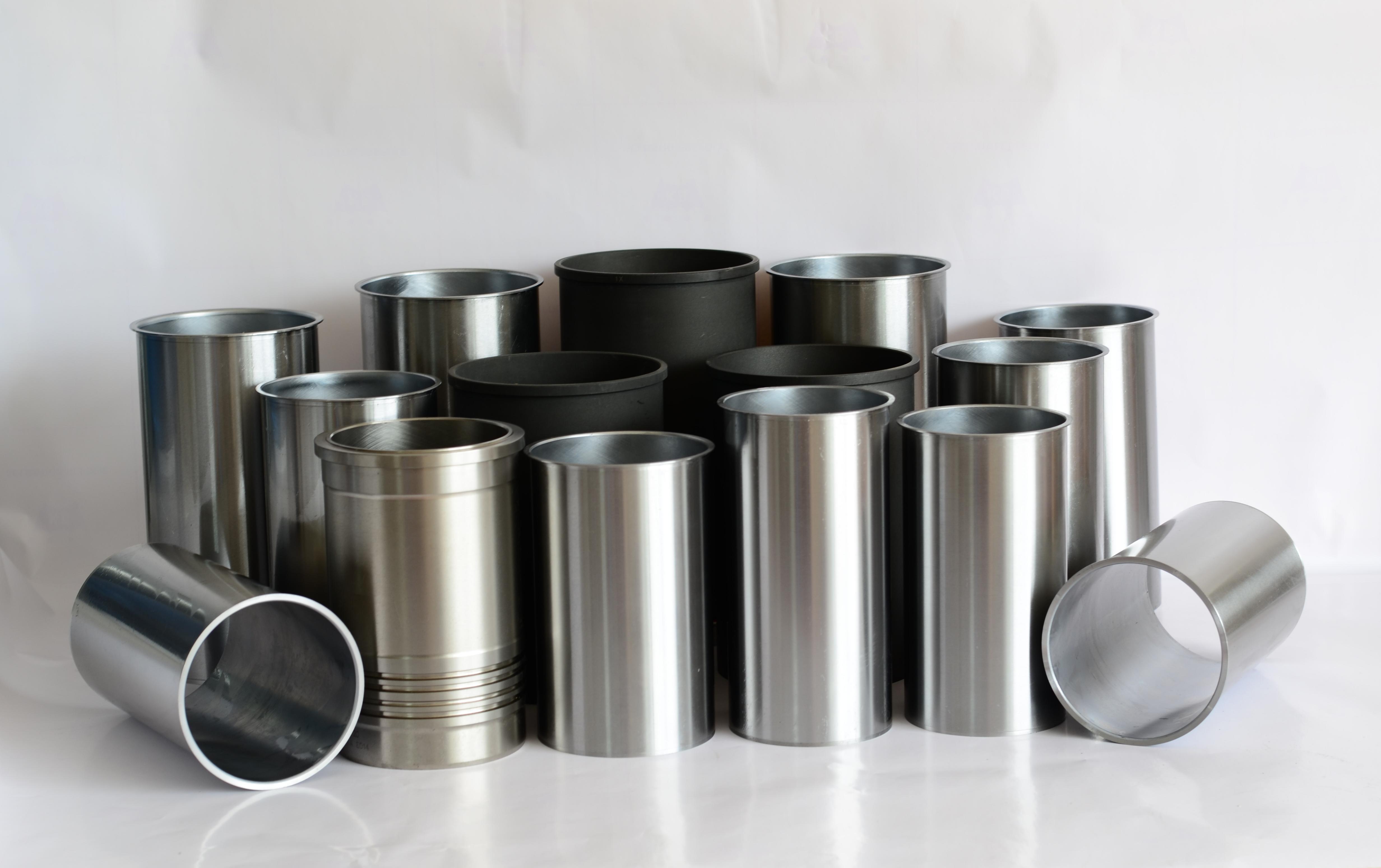 High Quality 4HF1 Cylinder Liner for Isuzu Diesel Engine Parts Phosphatized Sleeve 8-97144-174-0 8-97176-727-0 8-97176-728-0