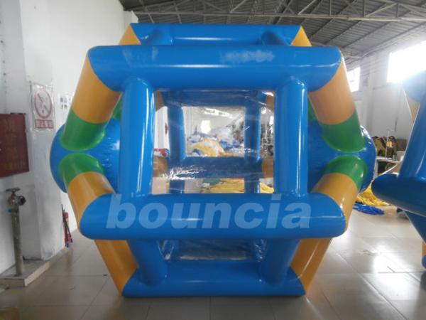 roda inflável colorida do hamster de encerado do PVC de 0.9mm para jogos da água
