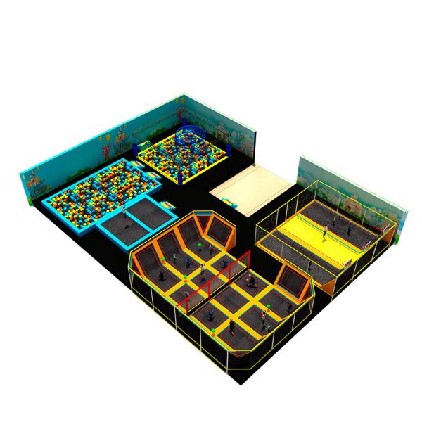 A área de jogo macia do OEM para crianças galvanizou o metal com parque do trampolim
