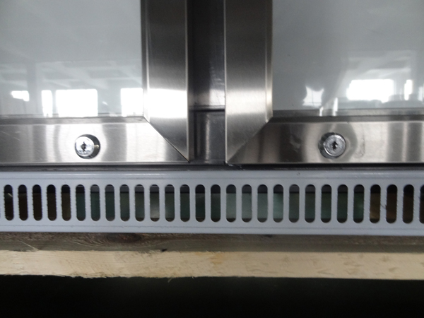 Under Counter Commercial Beverage Refrigerator 1 / 2 / 3 Doors Commercial Fridge