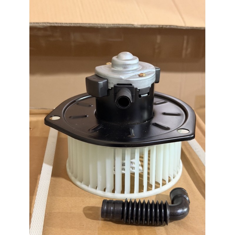 S8710-41100 87104-1100 Blower motor FOR HINO 700 （Right-hand drive）