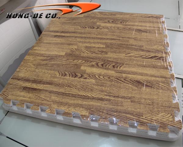 1/2 Oak Wood Grain Kids Foam Mats
