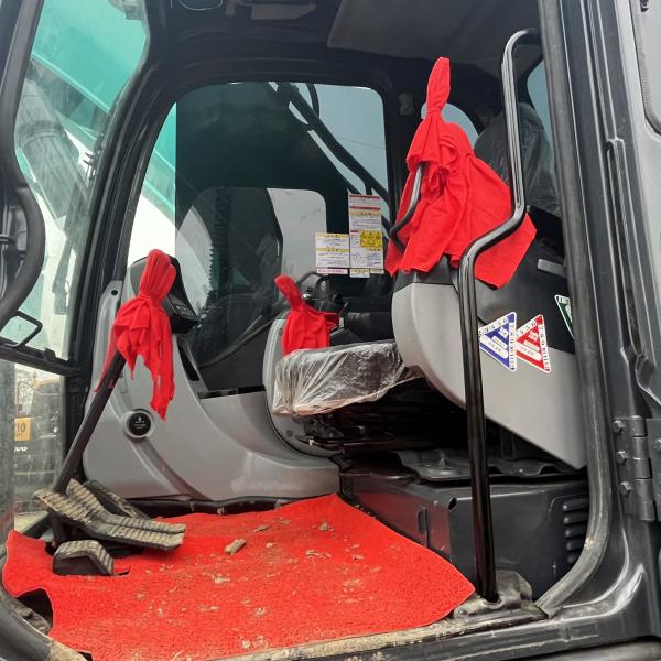 Kobelco SK200D Подержанный экскаватор Вторая рука экскаватор для буксировки 20тонны