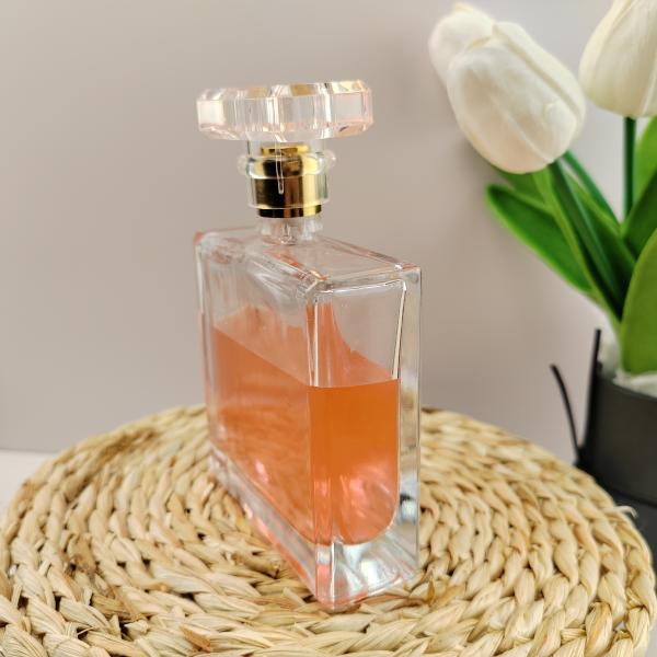 Acceptable Customer's Logo Glass Perfume Bottle with Customized Lid 30ml 50ml 100ml