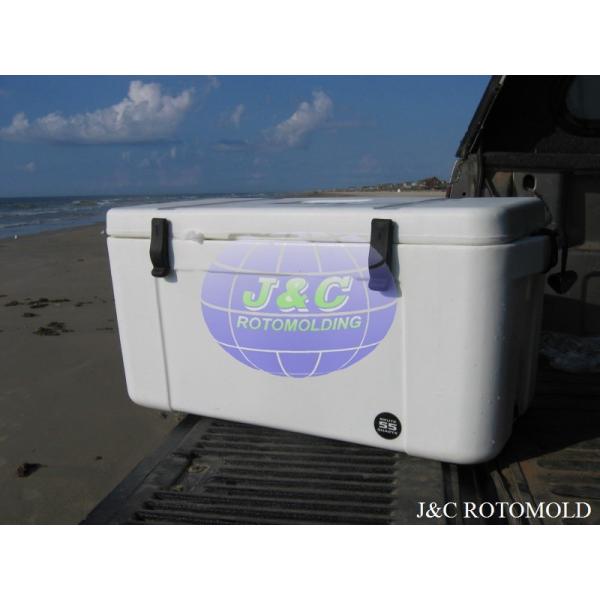 Precision Rotational Molded Cooler , LLDPE Insulated Small Rotomolded Coolers