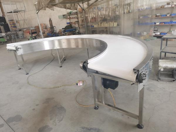 Transportador flexível inoxidável com correia de plástico modular para fabricante de bebidas