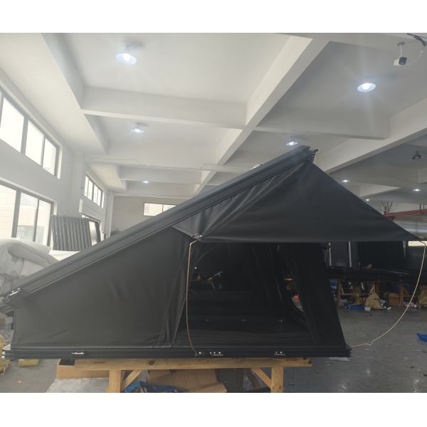 OEM Roof Top Tent Camping Aluminum Hard Shell 3-4 Person Triangle Camping Rooftop Tent Aluminum Top Roof Tent
