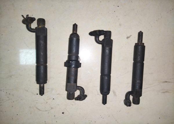 Komastu B3.3 4D95 Used Fuel Injector For Excavator PC60-7 PC120-5 3800875