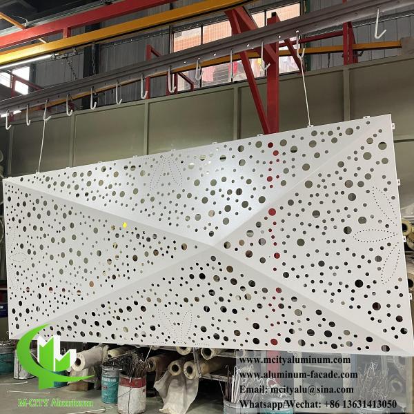Système de façade en feuille d'aluminium en forme 3D revêtement métallique perforé