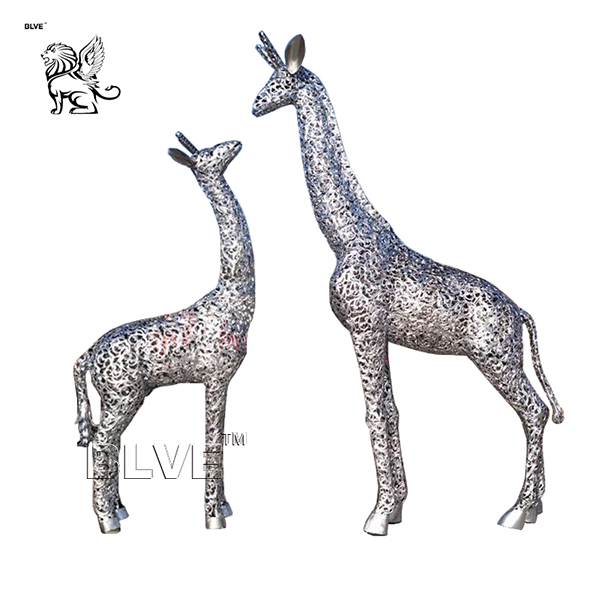 Modern Large Stainless Steel Animal Sculpture Metal Art Giraffe Statue