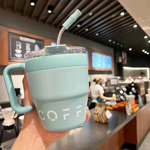 Taza de viaje aislada 1pcs 480ml Taza de café de acero inoxidable con tapa de paja Taza térmica para bebidas calientes y frías Agua té Leche de oficina Botella portátil al aire libre