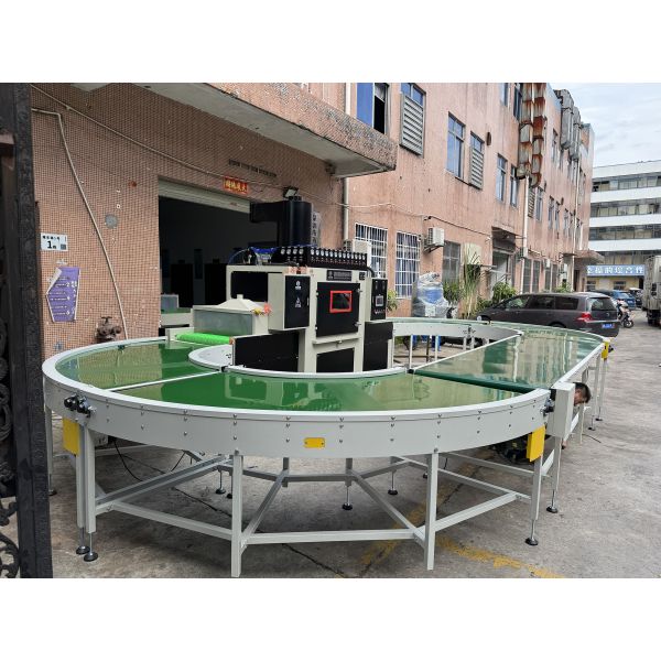 Conveyor Type Automatic Sand Blasting Machine