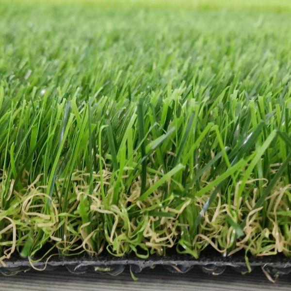 Pet Friendly Artificial Grass No Harm To People Personal Villa Different Pile Height