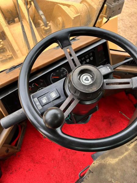 Chargeur à roues d'occasion Cat 966f à vendre