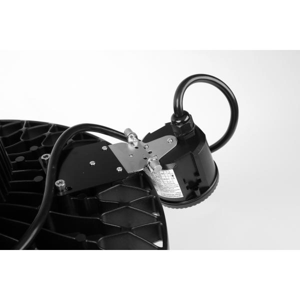 UFO High Bay Netherlands Warehouse Basement Ligting 140lm/w Aluminium Alloy Good Heat Dissipation