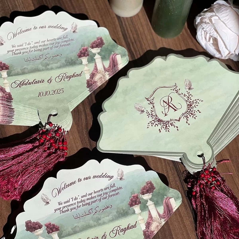 Wedding Invitation Cards Handheld Scalloped Fan Shaped With Silk Tassels