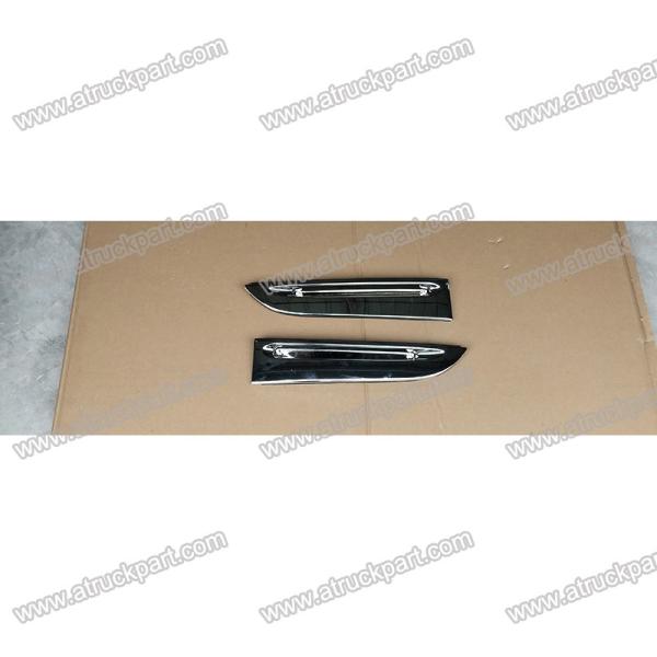 Chrome Lens Moulding For ISUZU NPR 120 100P Truck Spare Body Parts