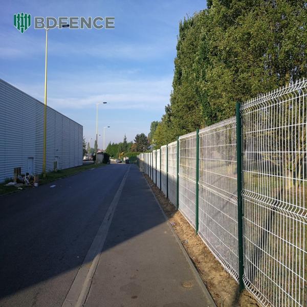 Home Outdoor Decorative Metal 3D Bending Curved Fence Panel Welded Rigid Wire V Mesh Garden Fence