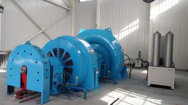 Turbine à eau haute tête en acier inoxydable 200kw-20mw RPM large plage de tête d'eau