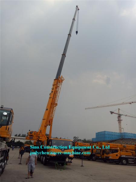 XCT25 Telescopic Truck Crane Operating Weight 33000kg Engine 213Kw Euro III