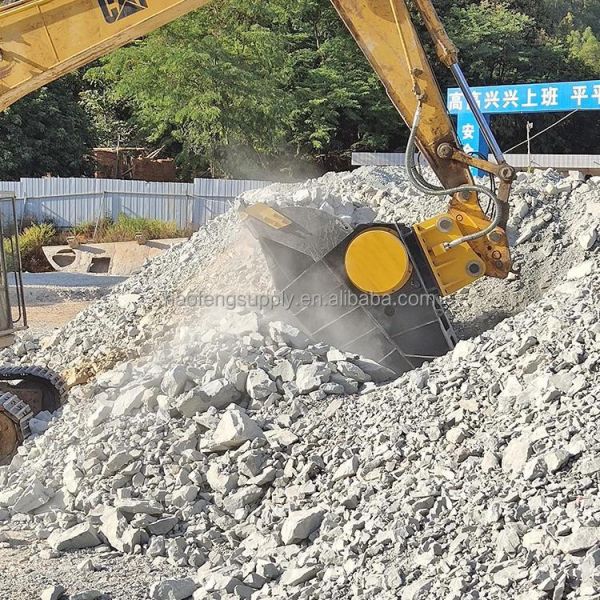 Factory Direct Crusher Bucket for Excavator Skid Steer Concrete Rock Crushing Attachment Manufacturer