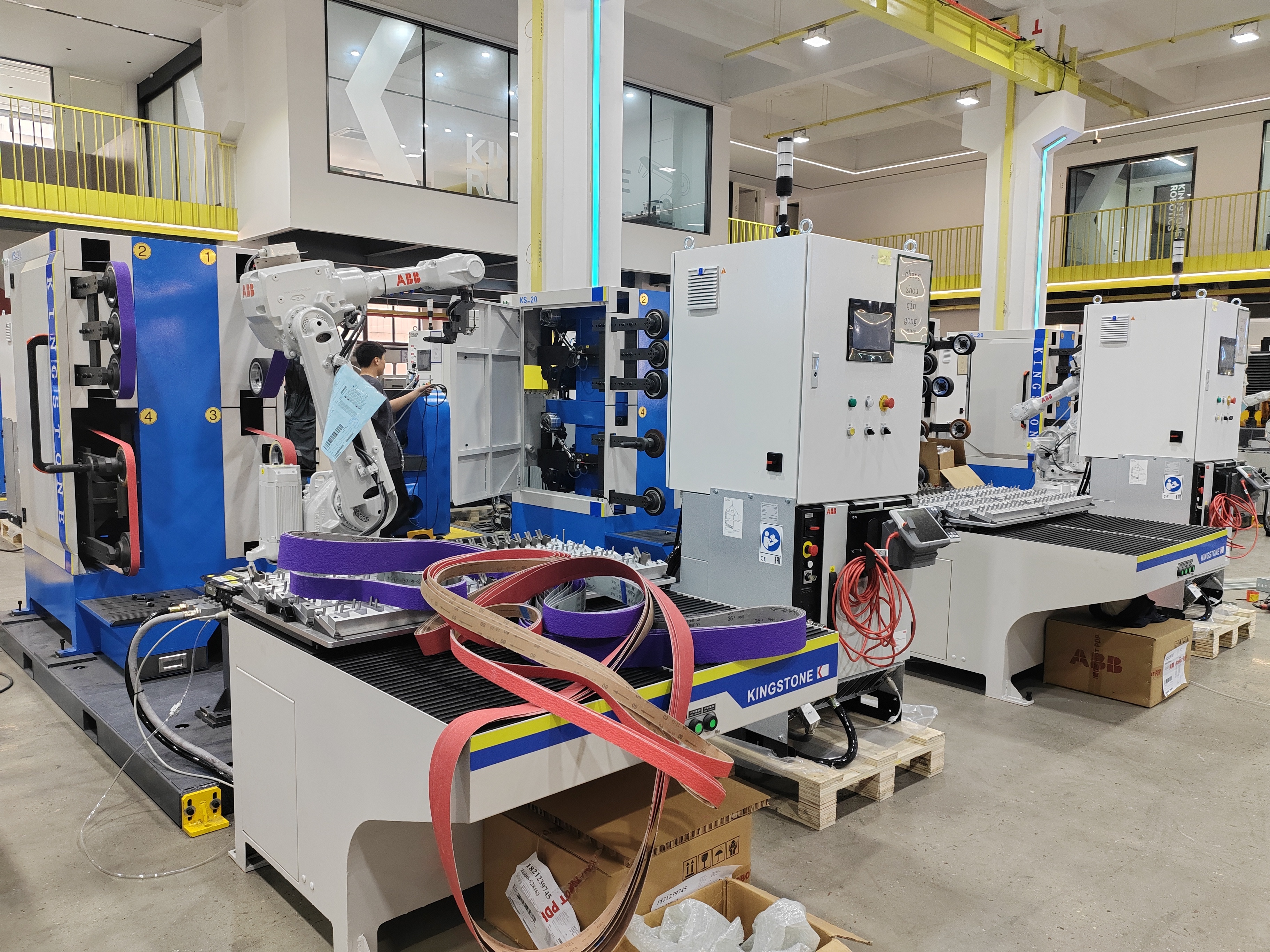 Multi Axis Robotic Polishing System 6 Axis Industrial Robot for Brass Sanitary Faucet