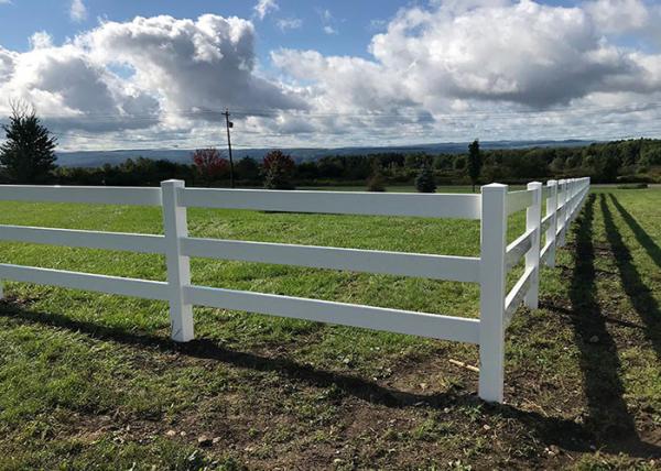 3 Barranco de malha de arame farpado Eco-Friendly White Vinyl Horse Fence Panel