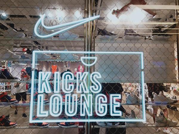 Durable Acrylic Or Metal LED Neon Signs High Brightness LED Neon Sign Board