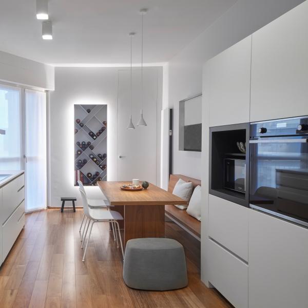 Waterproof Interior White Lacquer Kitchen Cabinet Handless For Apartment
