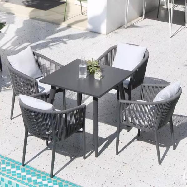 Modern Aluminum Frame Outdoor Dining Table and Rattan Chairs for Restaurant or Garden