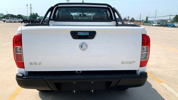 DFAC 4WD 2T Civilian Pickup Cargo Truck With Different Color Diesel Gasoline Engine