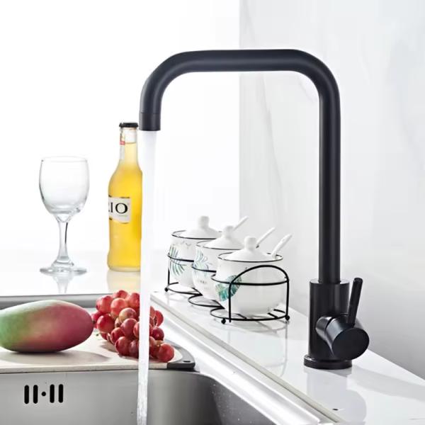Black Single Handle Stainless Steel Kitchen Sink Faucet with Brass Valve Core Material