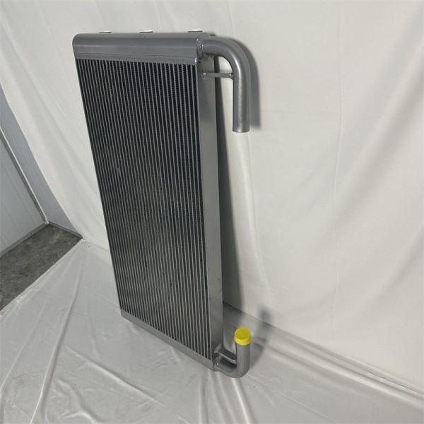 ZAX200-3 ZAX200-3F Refrigerador de aceite de excavadora Hitachi 4650353
