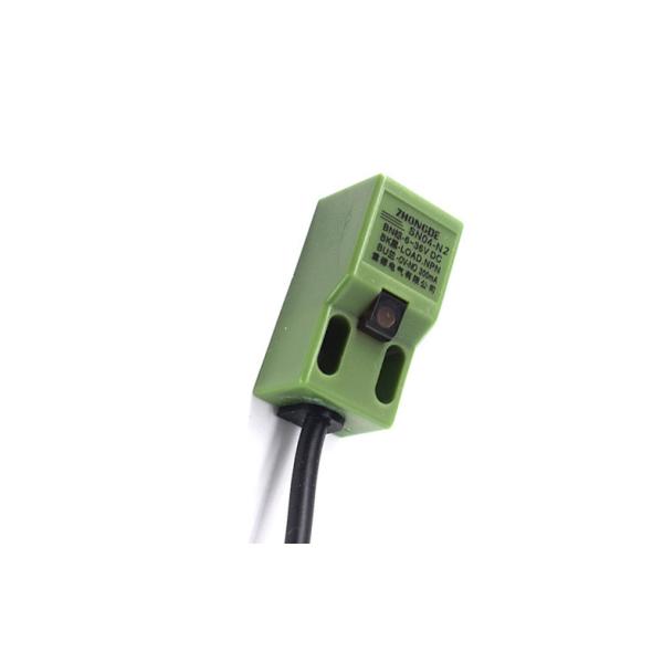 Inductive 3 Wire Inductive Sensor Easy Installation Directly Connected To PLC