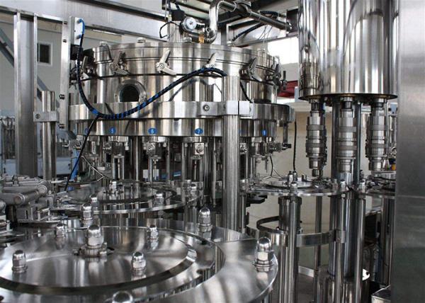 Soda Can Carbonated Drink Filling Machine High Precision Valve 30000BPH Capacity