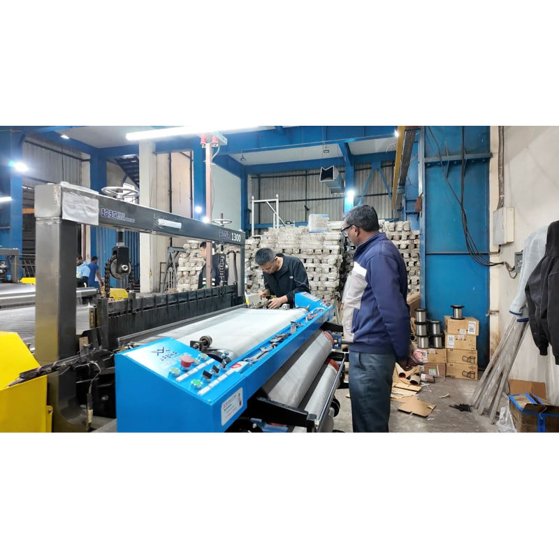 CNC Automatic AG1300D Wire Mesh Weaving Machine Stable Operation Low Failure Rate