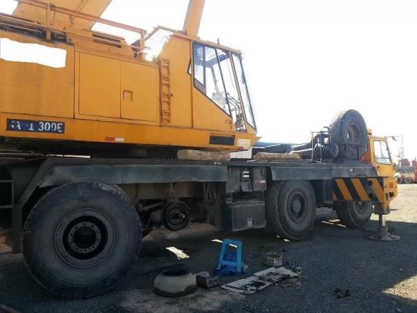 Used Sumitomo SA1100 110 Ton Truck Crane
