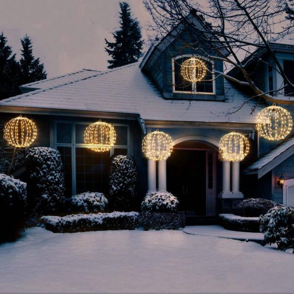 Christmas foldable ball lights, LED illuminated spherical lights, outdoor European-style landscape lights, spherical garden lights.