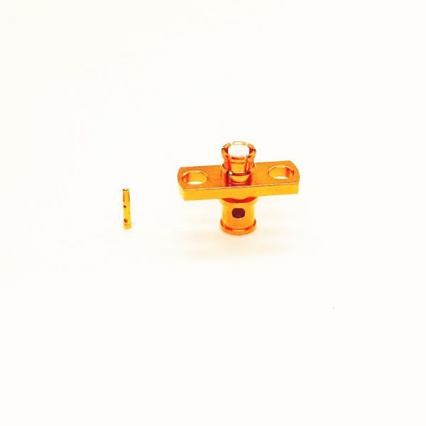 SMP Female Flange Connector with 50Ω Impedance and DC-18GHz Frequency Range for 3506 Cable