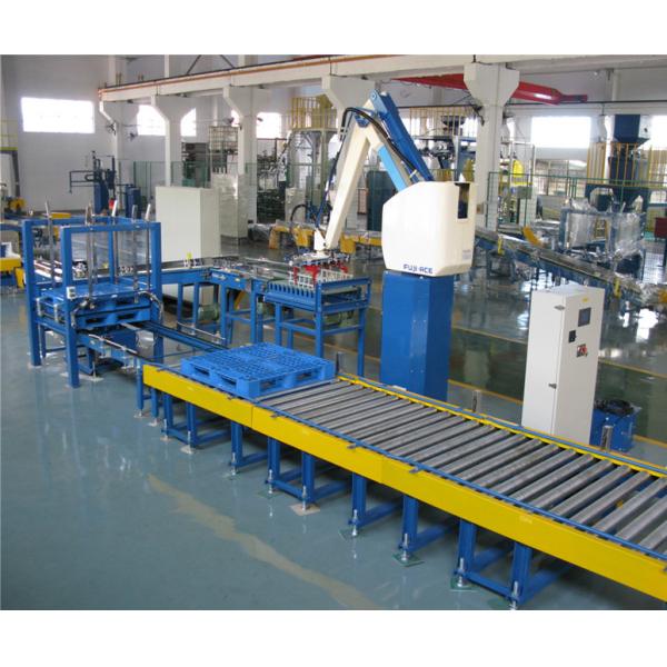 Equipo que empalieta robótico colaborativo industrial del pórtico del robot que empalieta