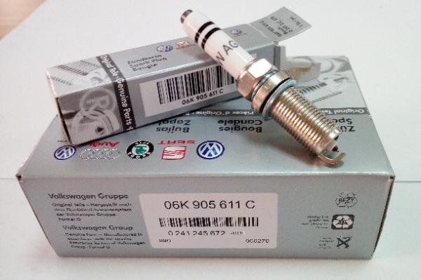 Auto Engine Spark Plugs For VW OEM 06K905611C-2
