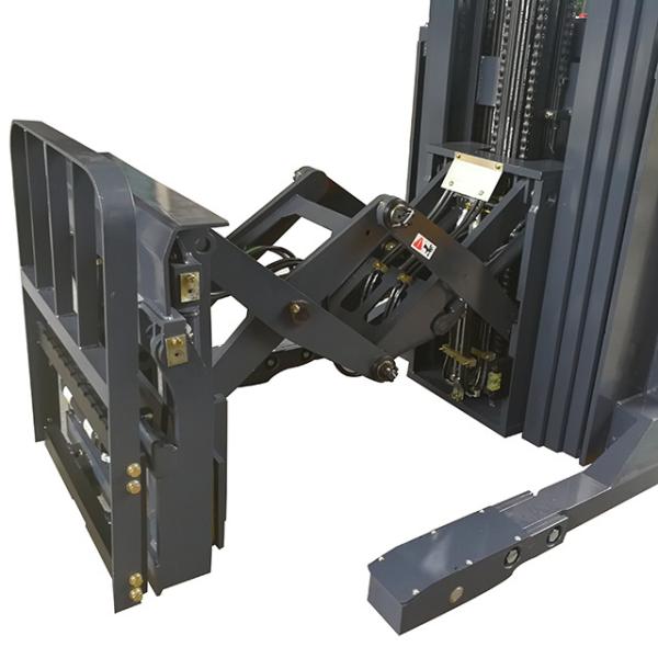 Lift height 3000-10000mm Steel PU Material Handling Telescopic Scissor Forklift Truck