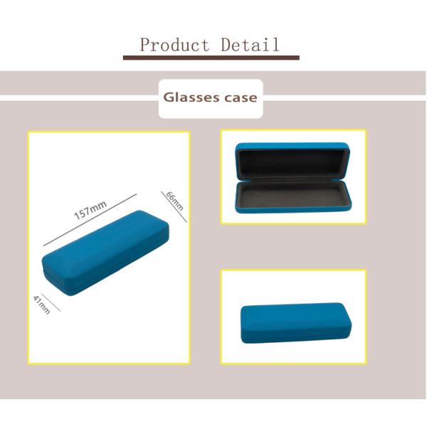 Солнечные очки показывают трудным логотип случая стекел утюга подгонянный шарниром