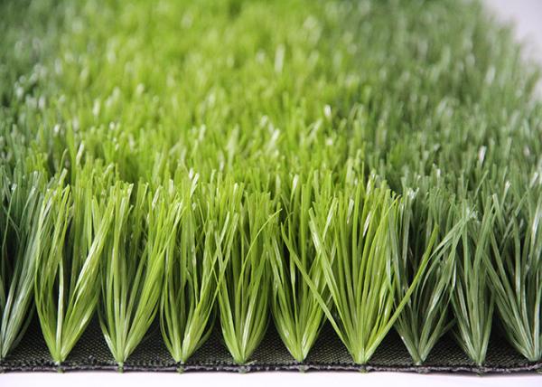 Largura gramados falsos da grama de 2M/de 4M Sports Artificial Turf para a decoração exterior