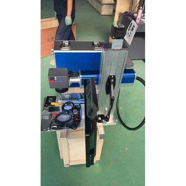 High Quality Hot-selling CO2 Laser Marking Machine Fiber Laser Engraving Machine