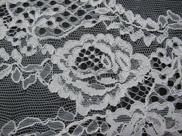 Coloured Unusual Corded Guipure Embroidery Lace Fabric For Dressmaking