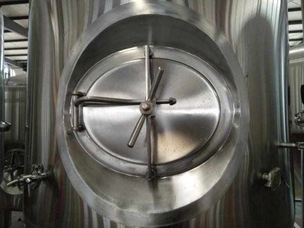 3000l micro brewery  jacketed fermentatio tank for craft beer stainless steel 304 tank unitank with carbonation stone